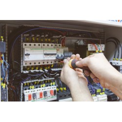 Wkrętak izolowany VDE z grzechotką i 6 wymiennymi grotami 808062 BAHCO