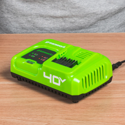 Ładowarka 40V 5A G40UC5 2945107 GREENWORKS