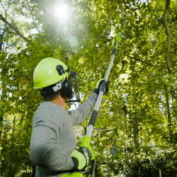 Pilarka akumulatorowa na wysięgniku 24V G24PS20 body 2000107 GREENWORKS